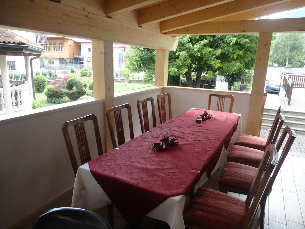 צ'מברה Hotel Al Caminetto מראה חיצוני תמונה