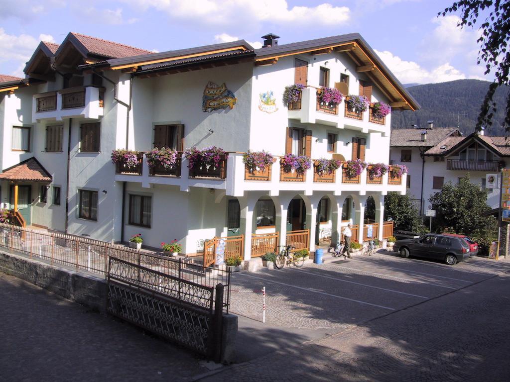 צ'מברה Hotel Al Caminetto מראה חיצוני תמונה
